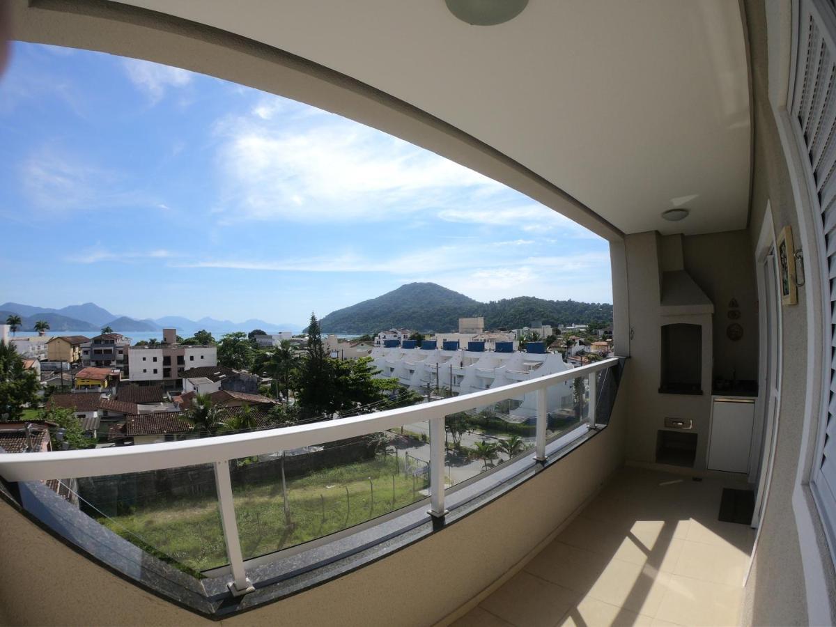 Excelente Vista: Beachfront Comfort With Pool And Sauna Apartment